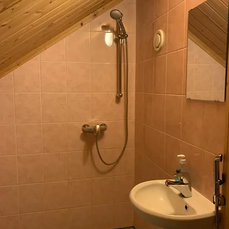 Guesthouset Lomakivi Kausala