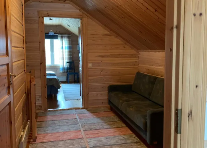 ゲストハウス Lomakivi *