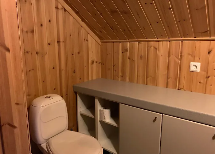 ゲストハウス Lomakivi Kausala